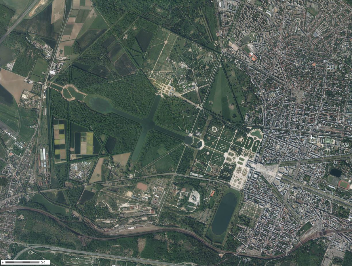  La composition du Parc et de la ville historique de Versailles. Une diversité et des contrastes tenus dans une même composition géométrique très travaillée, en plan comme en perspective