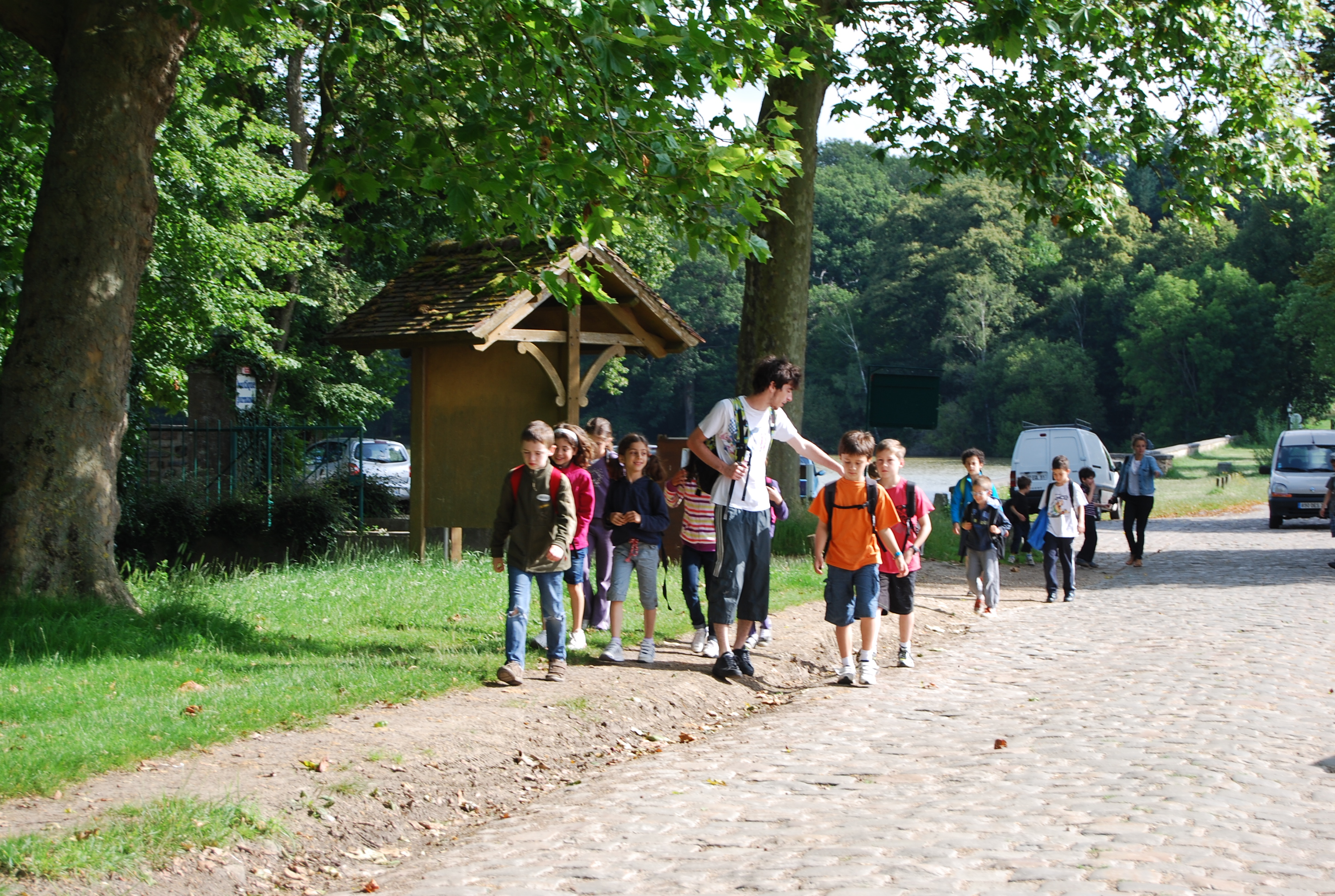Sortie de classe à la Bergerie Nationale